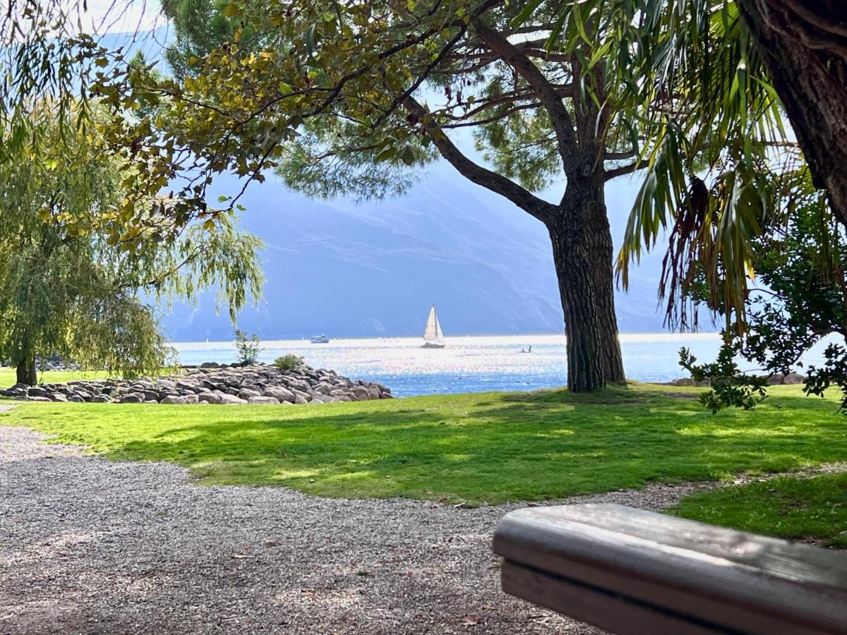 Villa Verde Riva del Garda Exterior foto